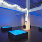 Shu Lea Cheang, "KI$$ KI$$", Ausstellungsansicht/ exhibition view Ludwig Forum Aachen, 27.11.2025–15.03.2026, Foto/ photo: Mareike Tocha.