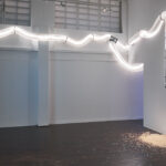 Shu Lea Cheang, "KI$$ KI$$", Ausstellungsansicht/ exhibition view Ludwig Forum Aachen, 27.11.2025–15.03.2026, Foto/ photo: Mareike Tocha.